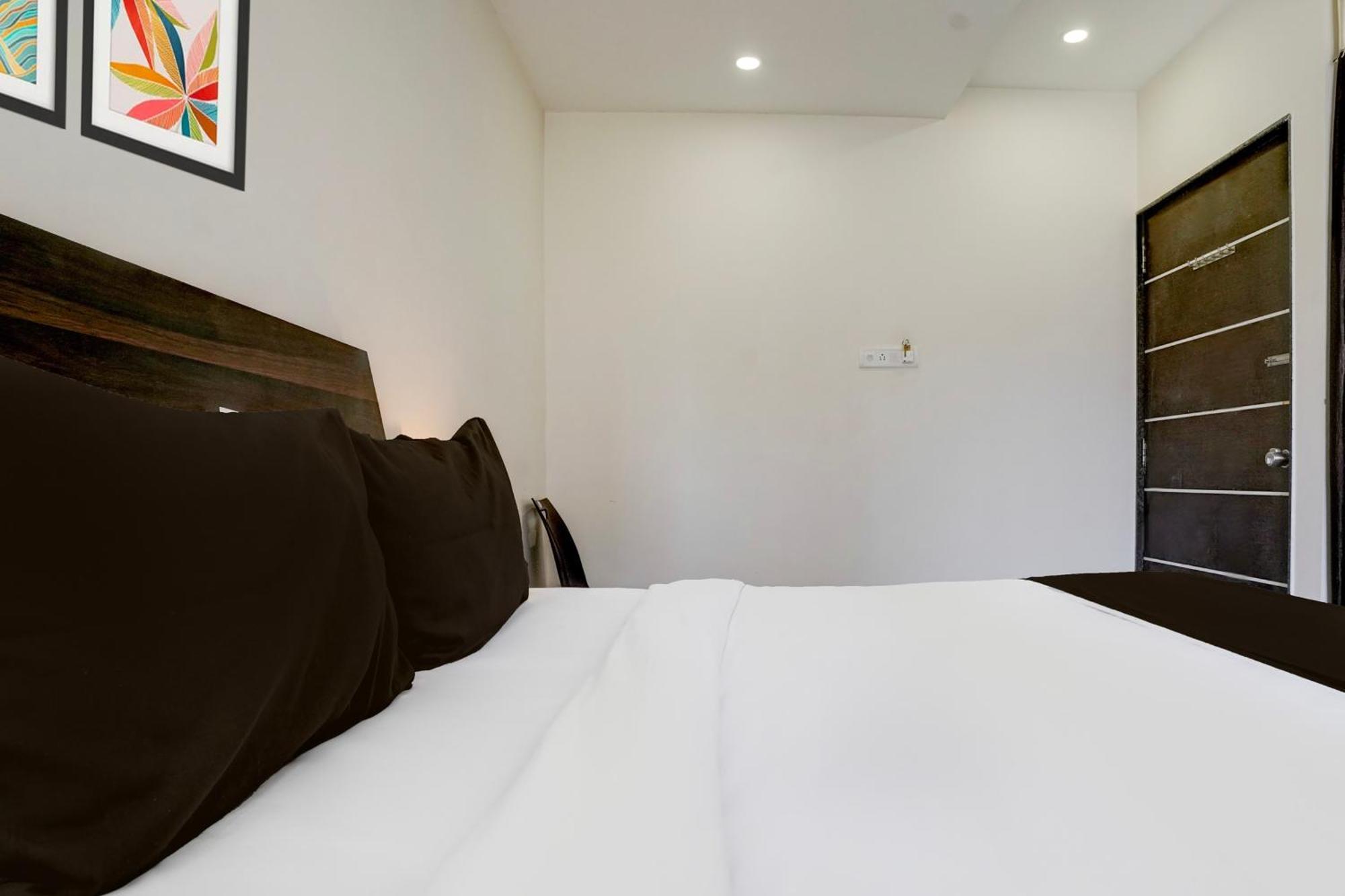 Super Hotel O Chhatrapati Nagar Shirdi Exteriör bild