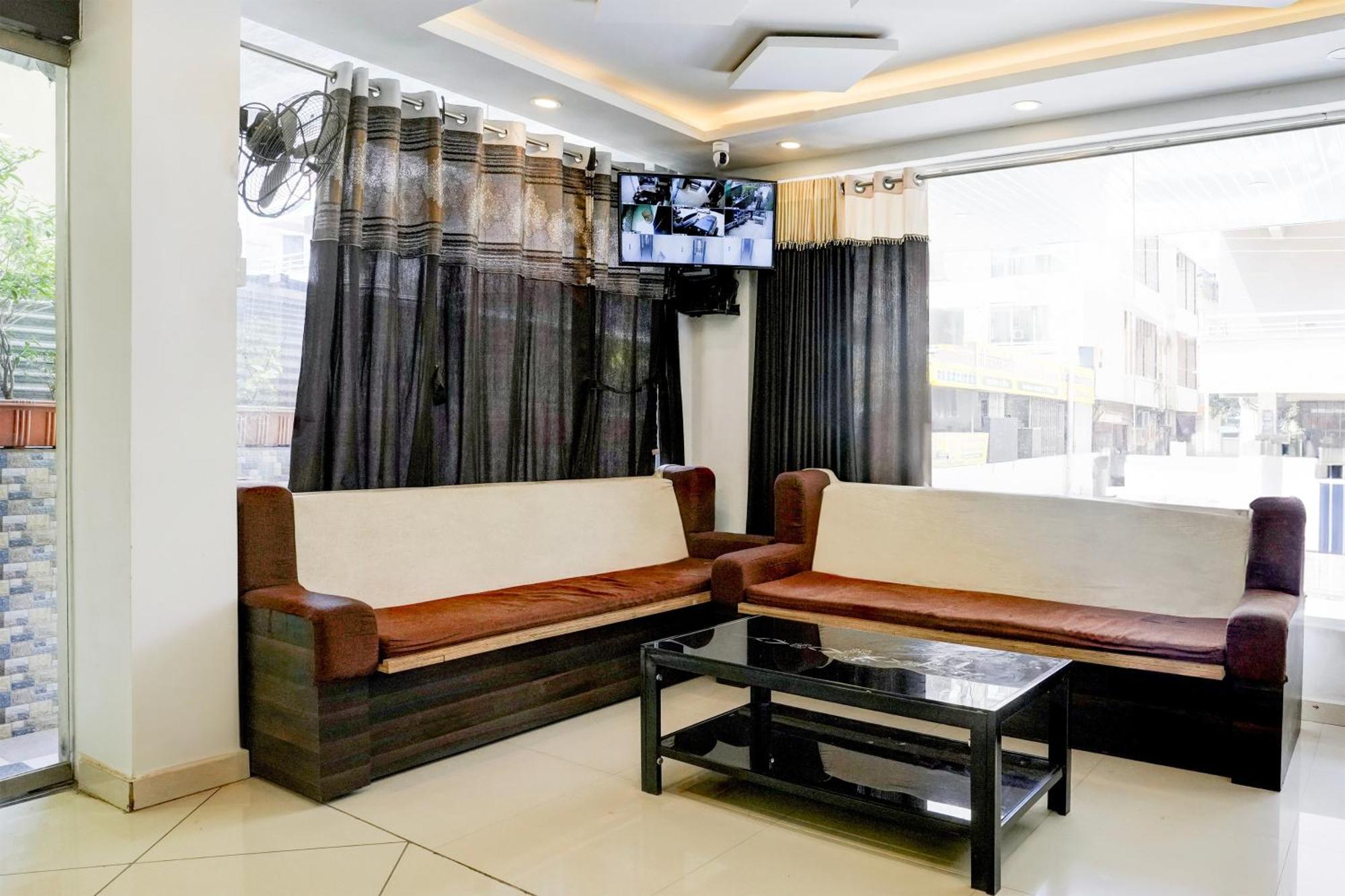 Super Hotel O Chhatrapati Nagar Shirdi Exteriör bild